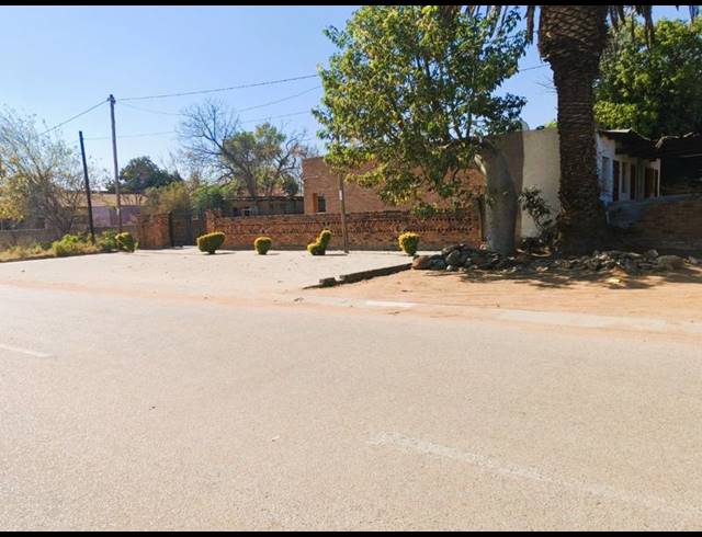 9 BEDROOM HOUSE FOR SALE IN MANKWENG